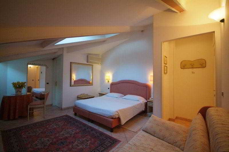Hotel Kursaal 3*